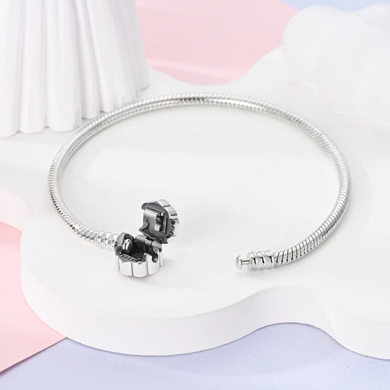 Elegant Snowflake Clasp Sterling Silver Bracelet - Charm Bracelets