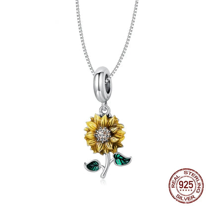 Vintage 925 Sterling Silver Sunflower Pendant Necklace - Necklaces