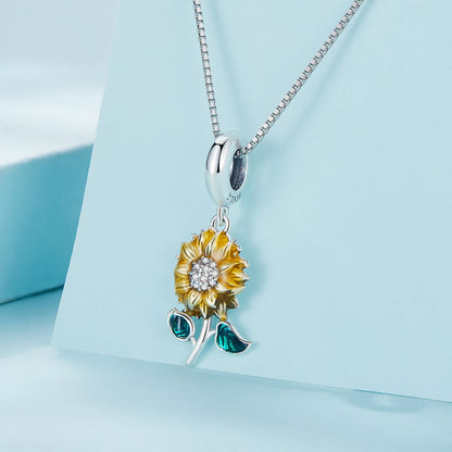 Vintage 925 Sterling Silver Sunflower Pendant Necklace - Necklaces