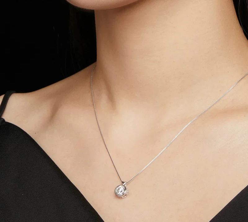 Timeless Elegance: 1.0 Carat Moissanite Sterling Silver Little Heart Chain Pendant Necklace - Necklaces